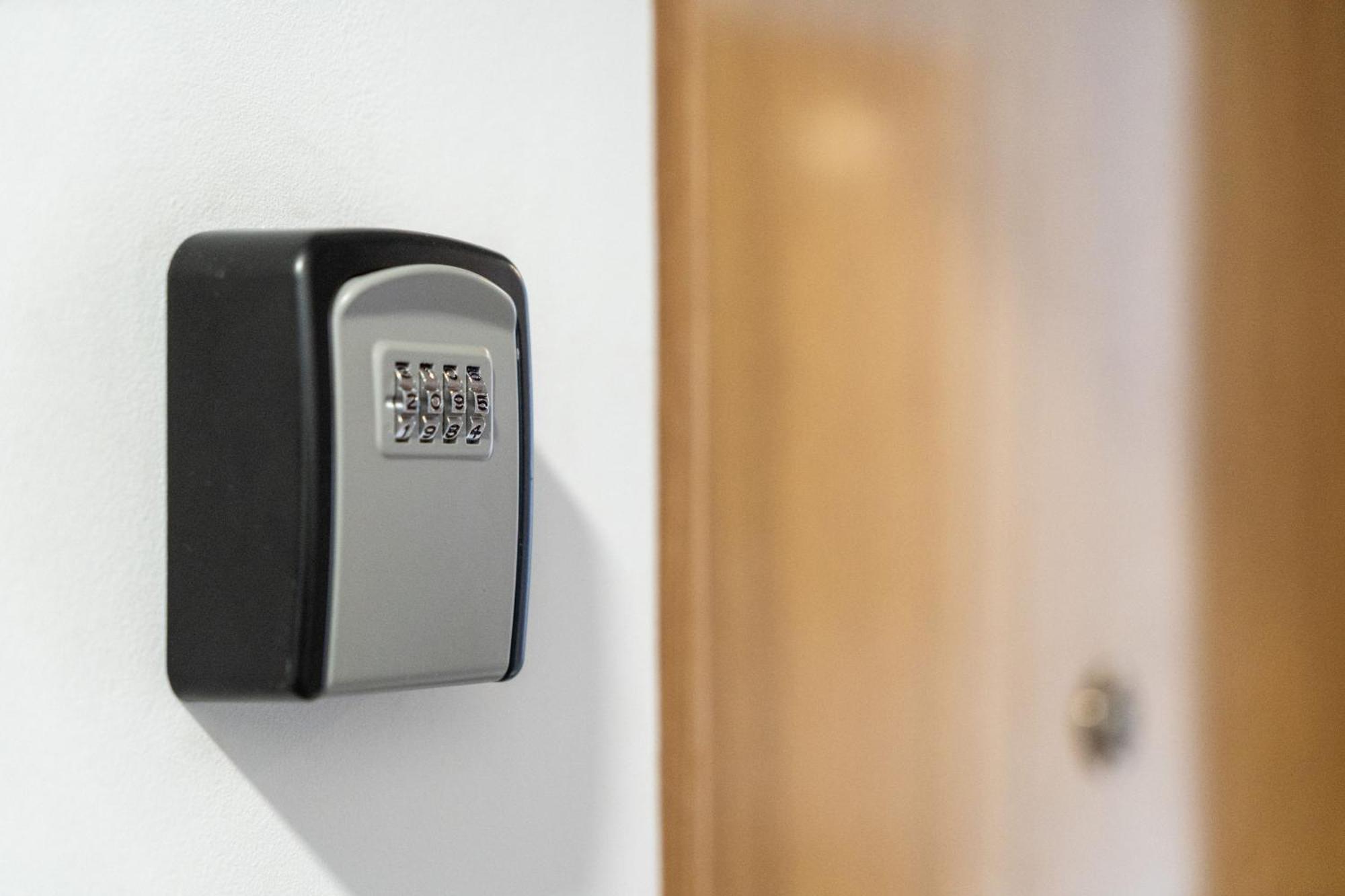 Madriver Apartamentos Reformados Con Parking Gratuito Buitenkant foto